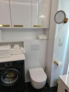 Kúpeľňa v ubytovaní Grand Royal Apartment Premium