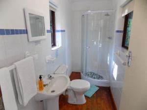 Koupelna v ubytování Protea Guest House