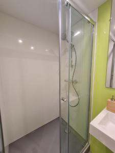 Kúpeľňa v ubytovaní Le Faubourg - Gîte et chambres d'hôte