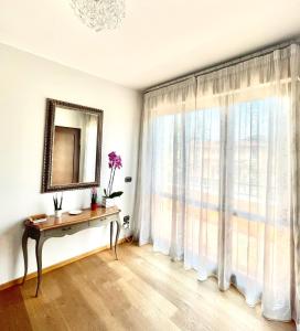 Afbeelding uit fotogalerij van HOLIDAY HOUSE VILLA CAMILLA Luxury Apartment in Perugia