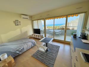 Posedenie v ubytovaní #901 MARINA RIVIERA BAY - Studio vue Mer et Port Panoramique