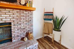 Bilde i galleriet til Cozy Rustic Home minutes to Joshua Tree Nat'l Park i Joshua Tree