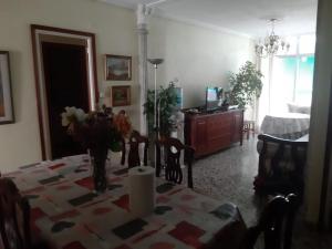 Postel nebo postele na pokoji v ubytování Piso en el centro de Alicante a 10 min de plaza de toros