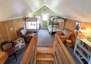 Posezení v ubytování Jackass Hostel