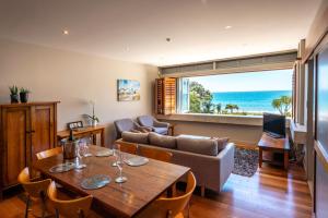 Gallery image of The Sands - Apartment 25 - Stay Waiheke in Onetangi