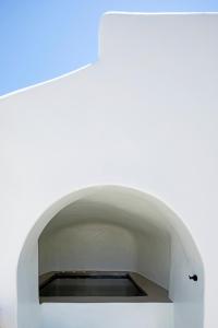 Foto dalla galleria di Acave Santorini Suites a Vóthon