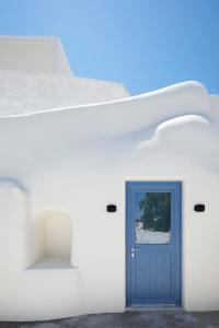 Foto dalla galleria di Acave Santorini Suites a Vóthon