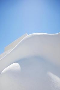 Acave Santorini Suites durante l'inverno
