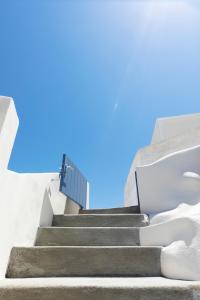 Foto dalla galleria di Acave Santorini Suites a Vóthon