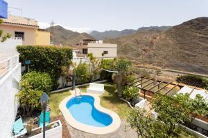 Uma vista da piscina em Home2Book Stunning Villa near Las Teresitas&Anaga ou nos arredores