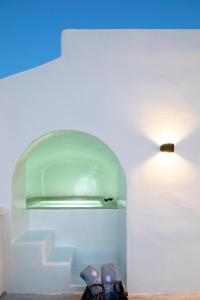 Foto dalla galleria di Acave Santorini Suites a Vóthon