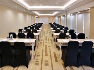 Area bisnis dan/atau ruang konferensi di Mercure Jakarta Simatupang