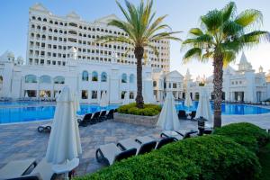 Bazén v ubytování Sentido Kamelya Fulya Hotel & Aqua - Ultra All Inclusive nebo v jeho okolí