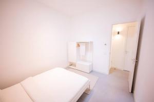Gallery image of Great 2 Bedroom Serviced Apartment 69m2 -LH18- in Rotterdam