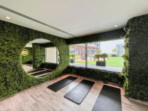 Fitness centrum a/nebo fitness zařízení v ubytování Luton Vacation Homes - Elite Residence Downtown, Dubai
