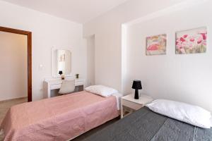 Photo de la galerie de l'établissement Azure Seaside Apts, à Magnisía