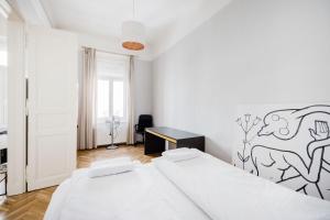 Posteľ alebo postele v izbe v ubytovaní Wesselenyi Design Apartment