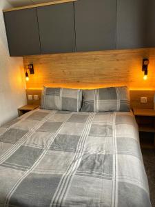 Un pat sau paturi într-o cameră la Bellochantuy Beach