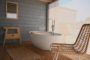 Fotografie z fotogalerie ubytování Lodges de Camargue v destinaci Port-Saint-Louis-du-Rhone