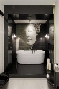A bathroom at Apartament Luxury Robocza