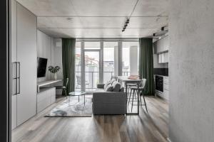 Seating area sa Urban Jungle Apartments by Reside Baltic