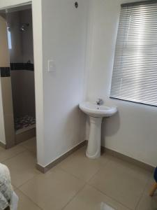 Koupelna v ubytování BF Dlamini Guest House