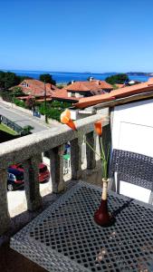 Rõdu või terrass majutusasutuses Hotel Baixamar