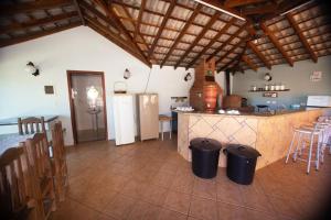 A cozinha ou kitchenette de Casa de campo c lazer completo em Joanopolis - SP