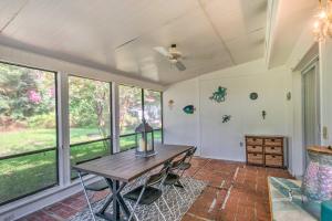 Gallery image of Pet-Friendly Brunswick Retreat with Gas Grill! in Brunswick
