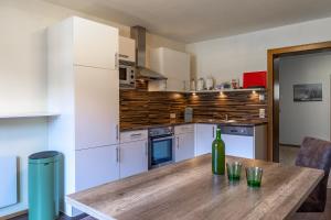 Zdjęcie z galerii obiektu Ferienwohnung Dependance Faschl w mieście Gosau