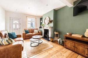 A seating area at Seabreeze - Norfolk Holiday Properties