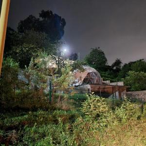 Garður fyrir utan Annas Glamping
