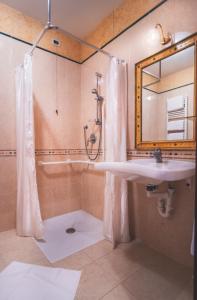 Hotel Al Malcanton tesisinde bir banyo