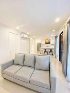 Cuina o zona de cuina de Loewys Home Tanjung Duren Jakarta Barat