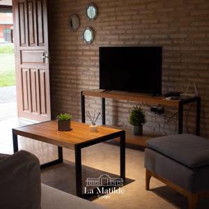 En TV eller et underholdningssystem på La Matilde Lodge