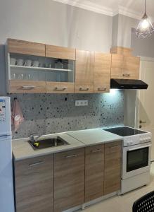 Een keuken of kitchenette bij 415 Guest House