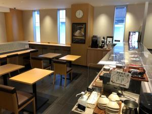 Restoran atau tempat lain untuk makan di Via Inn Nagoya Shinkansen-guchi