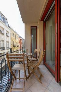 Super central, 2-bedroom apartment with terrace 1061 Budapest, 3 Székely Mihály utca kép - 2