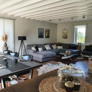 Area soggiorno di B&B Maison Pierreuse
