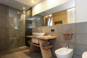 Kúpeľňa v ubytovaní Hotel Gasthof Höllriegl
