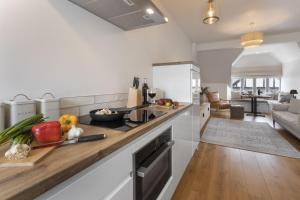 Η κουζίνα ή μικρή κουζίνα στο Rohan Rise - Lake District Escape for Two