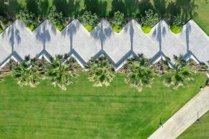 Vonkajšia záhrada v ubytovaní La Mer Resort Spa Crete