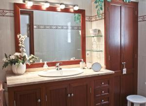 A bathroom at Las Tórtolas