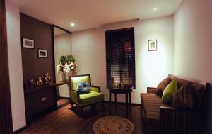 Χώρος καθιστικού στο Hotel Emerald Waters Classy