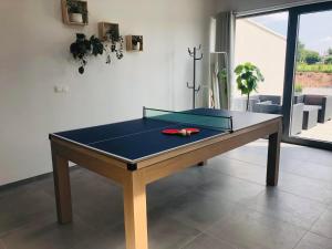 Attrezzature per ping pong presso Le Gîte de Golette o nelle vicinanze