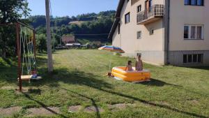 Area giochi per bambini di Kacara