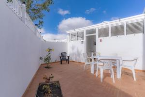 A balcony or terrace at Apartamento Sussa 7A by HH