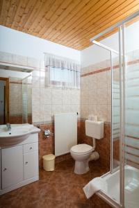Kylpyhuone majoituspaikassa Villa Jäger