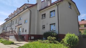 Budynek, w którym mieści się apartament