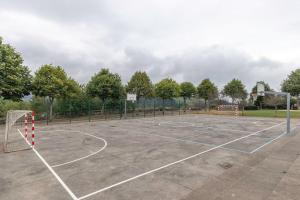 Tenis lub squash w obiekcie Caserío entre Bilbao y Urdaibai lub w pobliżu